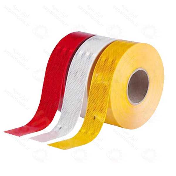 نوار شبرنگ پارکینگ و مسیر نما