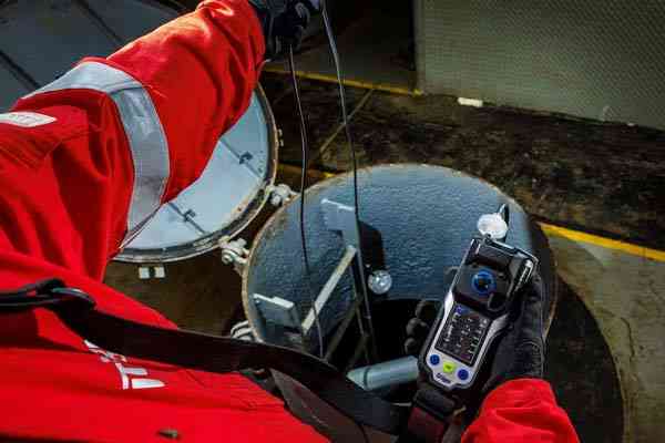 دستگاه تشخیص گاز دراگر پرتابل مدل X-am 8000