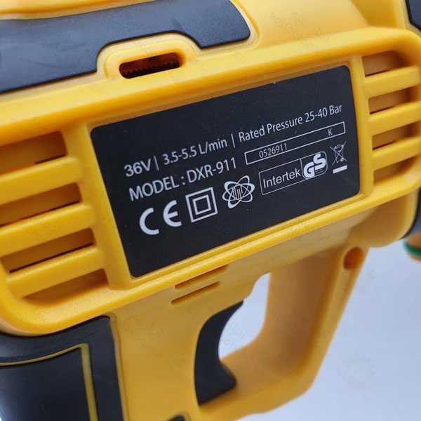 کارواش شارژی نیوپاور براشلس DXR911